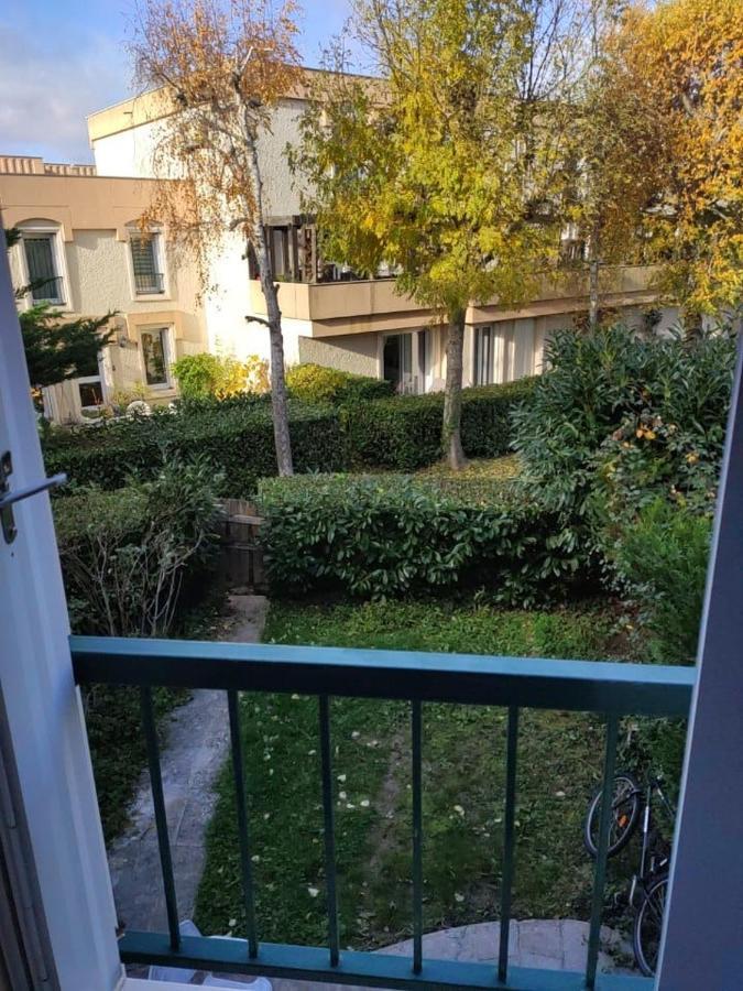 Maison De Ville 102M2 3 Chambres Montigny-le-Bretonneux Eksteriør bilde